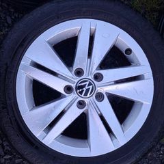 16" Genuine Vw Alloys with tyres