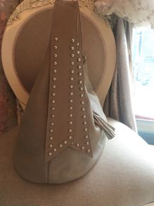 Leather bag as new.