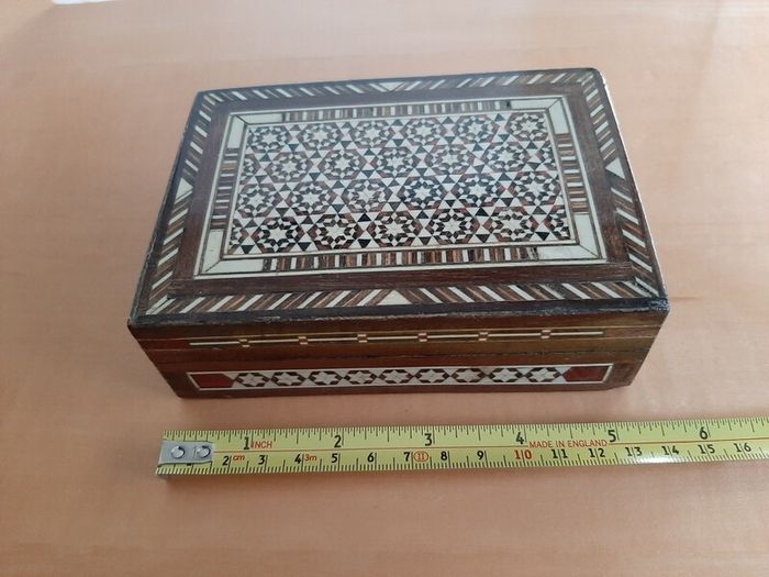 Small Syrian inlay box