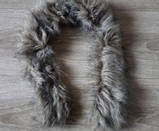 Grey faux fur collar