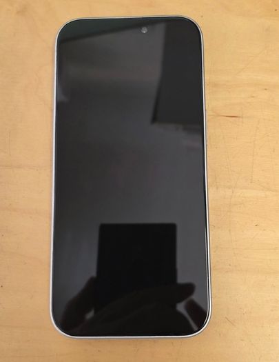 iPhone 17 Dummy White