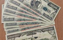 10 Banknotes Set (4 different currencies. Play Money (Cake Decoration Money)