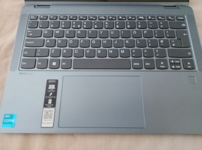 Lenovo ideapad Flex 5i 2 in 1 12th gen i3