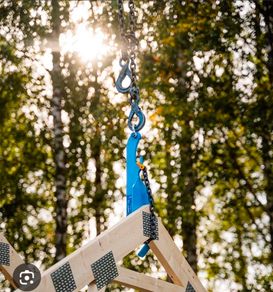 building roof truss lifter