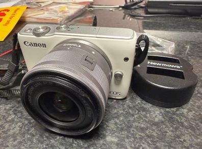 Canon EOS M10 mirrorless camera + EF-M 15-45 f/3.5-6.3 IS STM