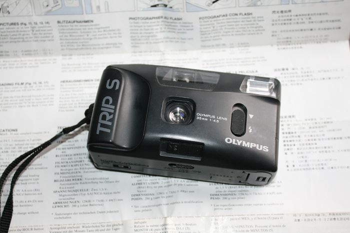 Olympus Trip S 35mm Film Camera Point and Shoot