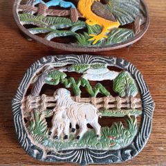 Trivet