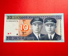 Lithuania  10. Litu   2001. Pick  68.  Uncirculated