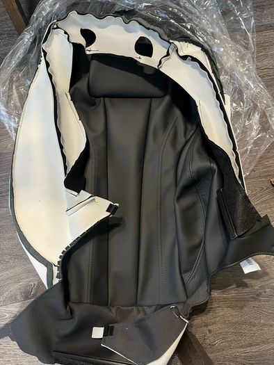 Audi A4/A5 Backrest Cover (Leather) 8W0881805K25D