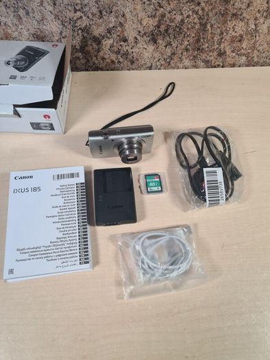 Canon Ixus 185 Digital Camera 20mp Mega Pixels Boxed With Charger And Memory Card Like New