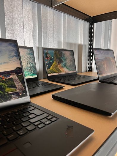 Lenovo ThinkPad X1 Carbon G7 - Touchscreen - i5 / 16GB / 256GB