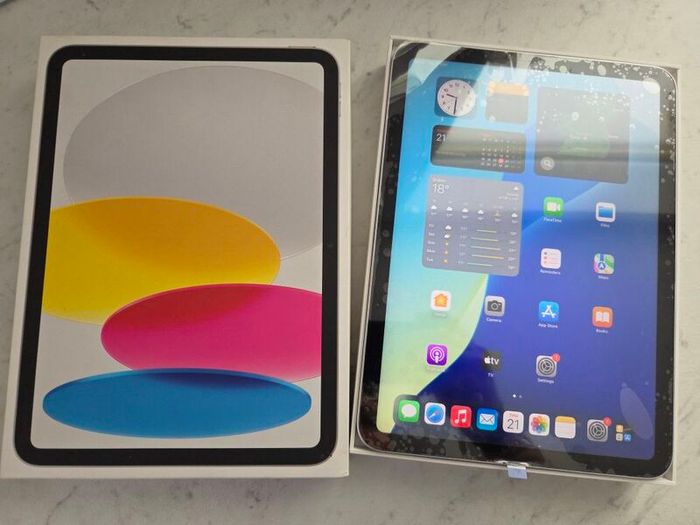 iPad 10th gen