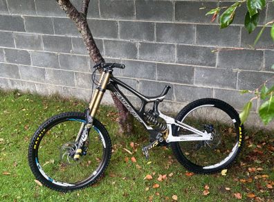 2012 Santa Cruz V10 Carbon