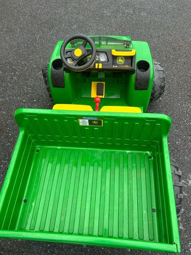 Peg Perego John Deere Gator