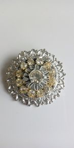 Vintage silver tone round rhinestones brooch 15.4g
