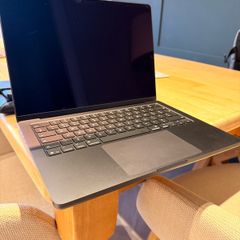 MacBook Pro M5