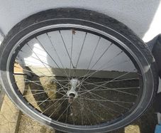 bike wheels  front 26"