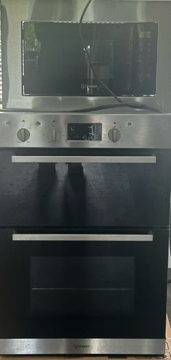 Integrated Oven and Microwave
