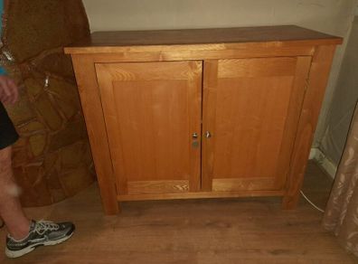 sideboard