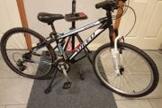 Boys mountain bike cycling like new