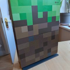 Microsoft Xbox One S (1TB) Minecraft Edition