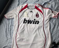 Retro AC Milan 2007 Away Kit - Champions League Final - Kaka 22