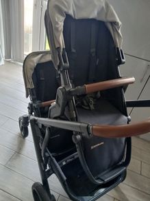 Uppababy Vista V2 Twin Travel System