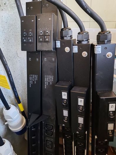Pdus, Apc, Eaton