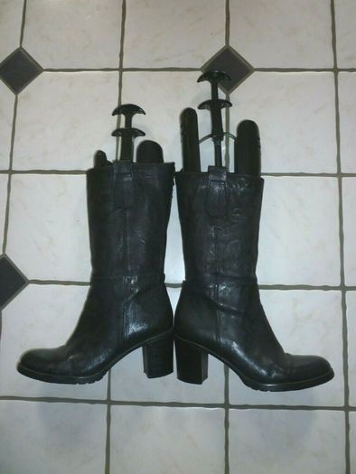 Manas Designer Black Leather boots. Soft All Leather High heel Italian. Uk 6.5 Eu 40. Excellent condition.