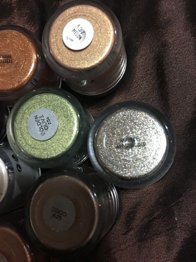 100% genuine mac pigments & glitters