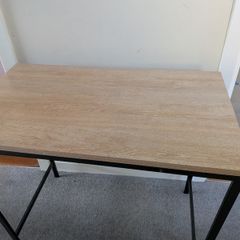 Small desk