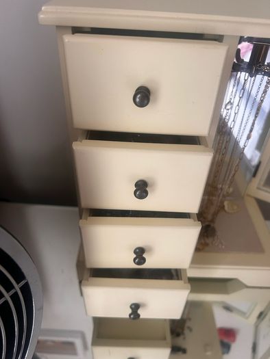 vintage jewellery box