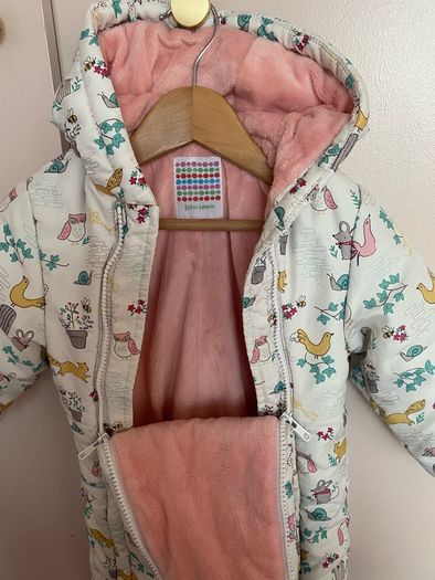 Pramsuit