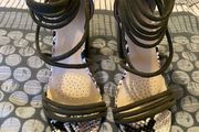 Size uk4 heels