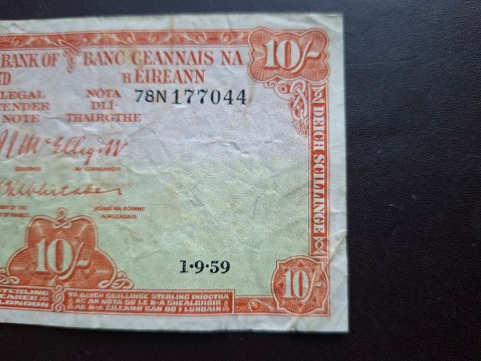 Central Bank of Ireland. Lady Lavery 10 shillings (1959)#5