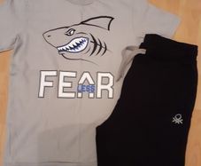 Bennetton Shorts & Tshirt Age 8-9yrs