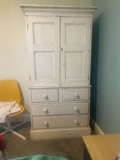 wardrobe
