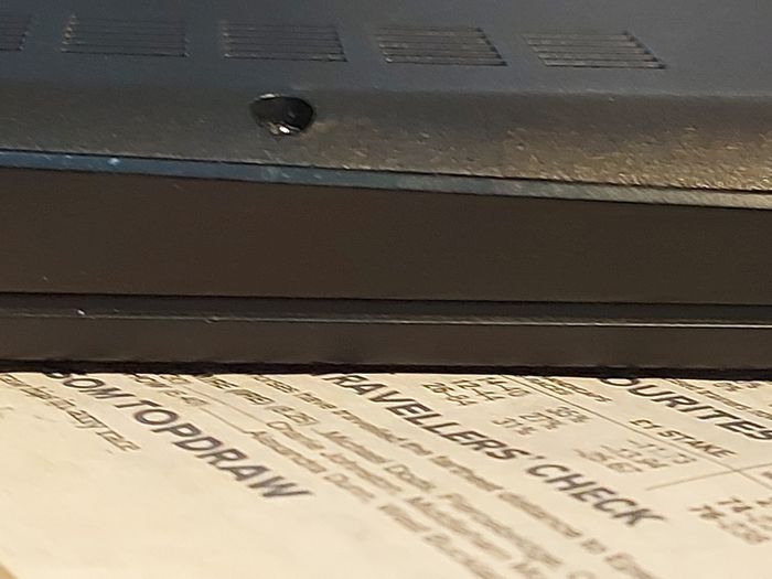 DELL Latitude 5490, Intel Core i5-7300U CPU, 2.71GHz. 8GB Ram, 256GB SSD, Windows 10 Pro, Microsoft Edge, Chrome and VLC