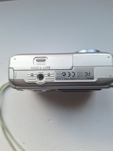 Nikon Coolpix 2000