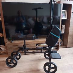 Knee scooter