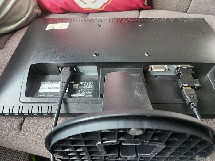 Monitor IIyama 22"