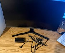 Samsung CR50 curved 27" monitor