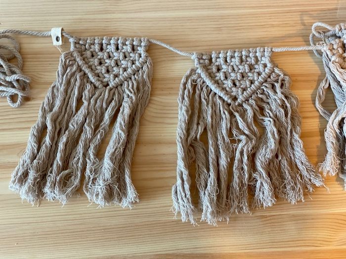 New Numero 74 Macrame Garland In Powder