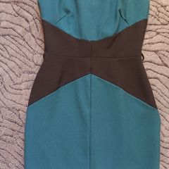 E30 SALE!!!  Closet Dress. Size 10