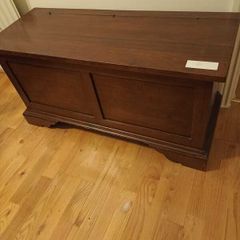 Classic Vintage Solid Wood Storage Trunk
