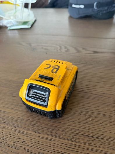 Dewalt 4Amp Battery