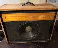 guitar cab with speaker