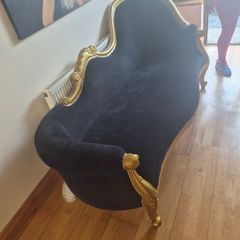 Chaise lounge