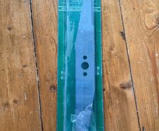 Lawnmower blade