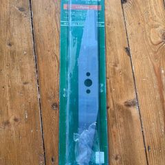 Lawnmower blade